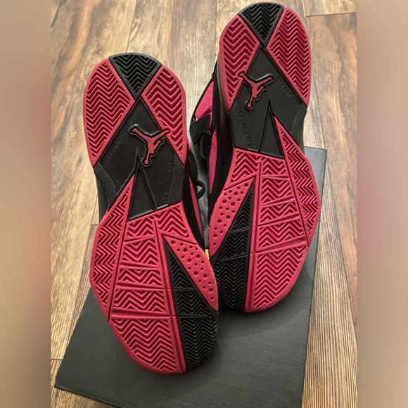 Jordan True Flight GG Black Sport Fuchsia NIB - Picture 8 of 9